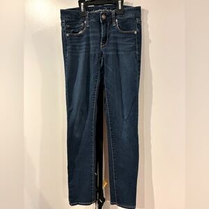 American Eagle women’s sz 6 super stretch skinny jeans